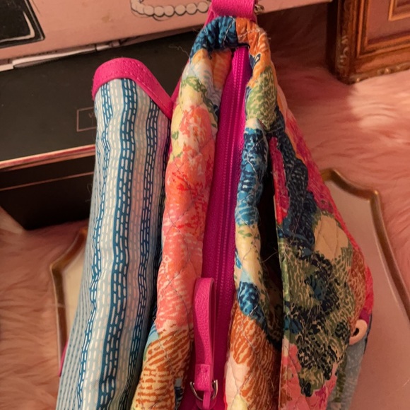 Vera Bradley pink floral crossbody bag⚠️FIRM⚠️ - Picture 11 of 11